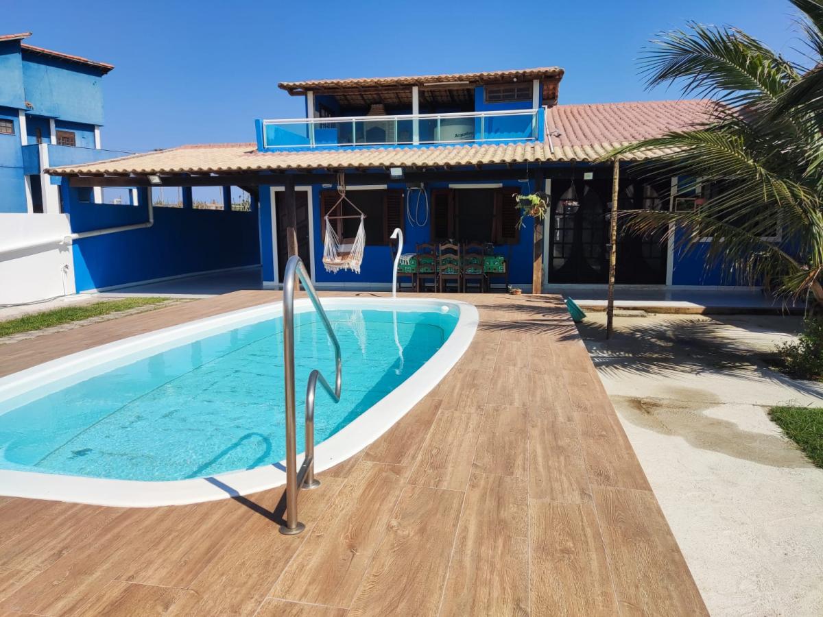 Casa com piscina a 50m da Praia do Vargas